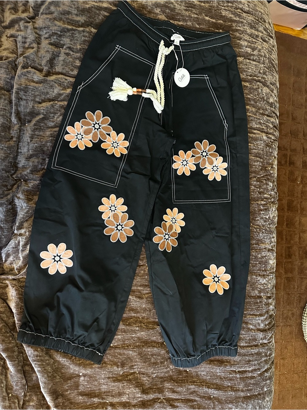 Fun pants: Oddi Black Jogger Pants with Tan Floral Appliqués
